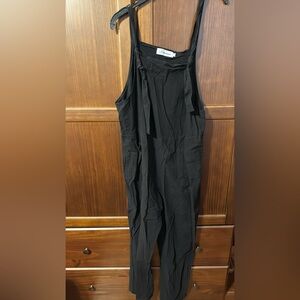 Black Sleeveless Jumpsuit with Pockets